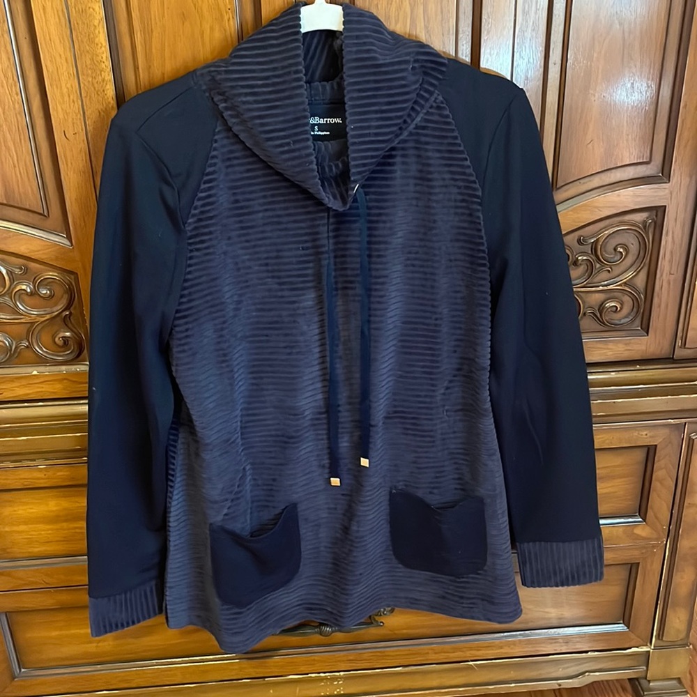 Croft and barrow: Really fun in between weather shirt